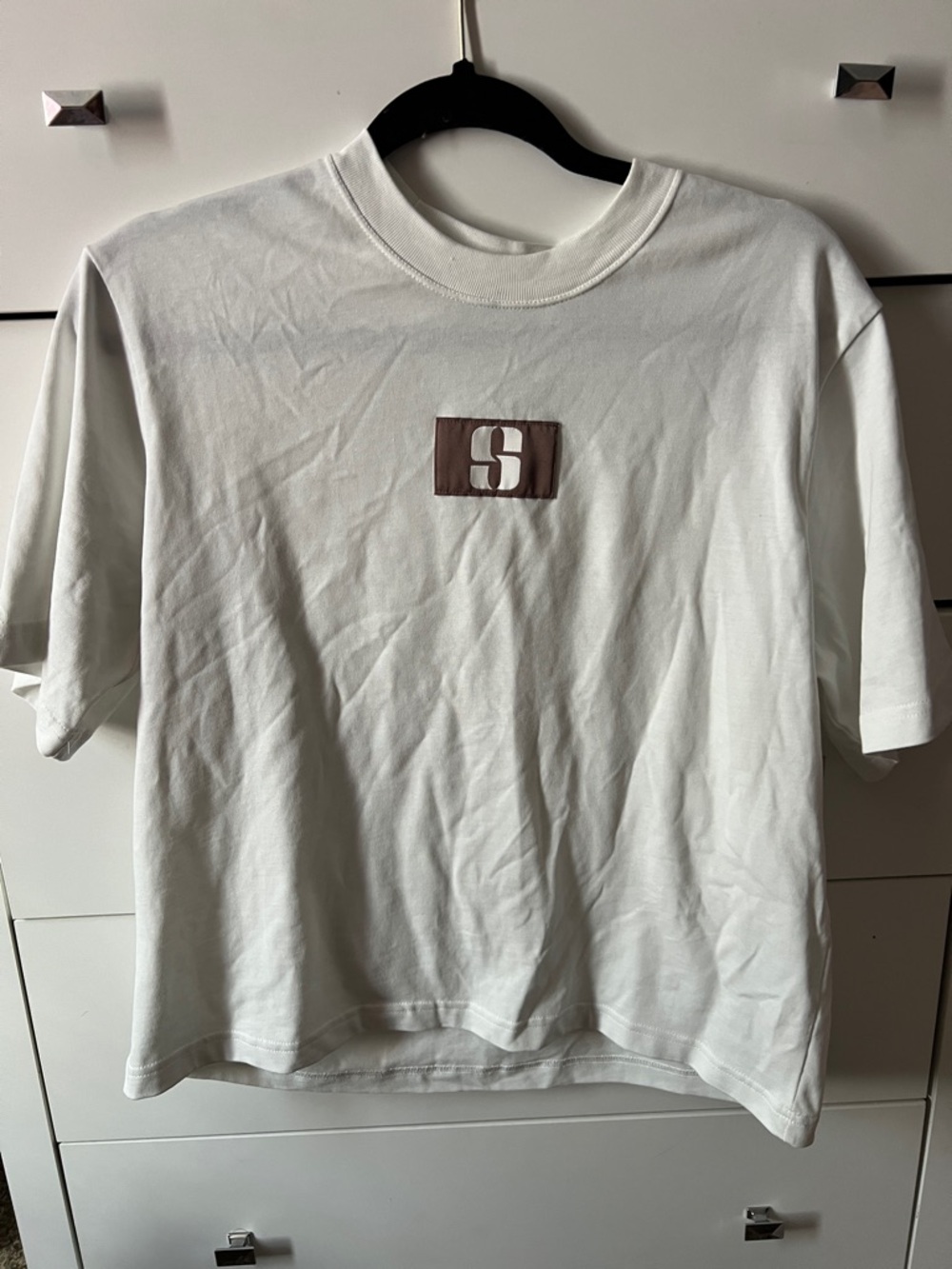 Nike White Short Sleeve Tee with Brown Logo Patch